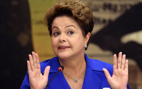 Governo estuda recriar a CPMF para cobrir as despesas em 2016 Governo estuda recriar a CPMF para cobrir as despesas em 2016